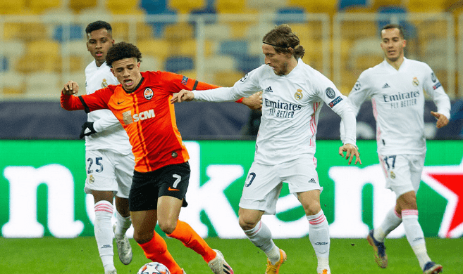 包含门兴格拉德巴赫迎欧冠关键赛，集结日绝杀压哨，管理层满意，医务组通报恢复的词条