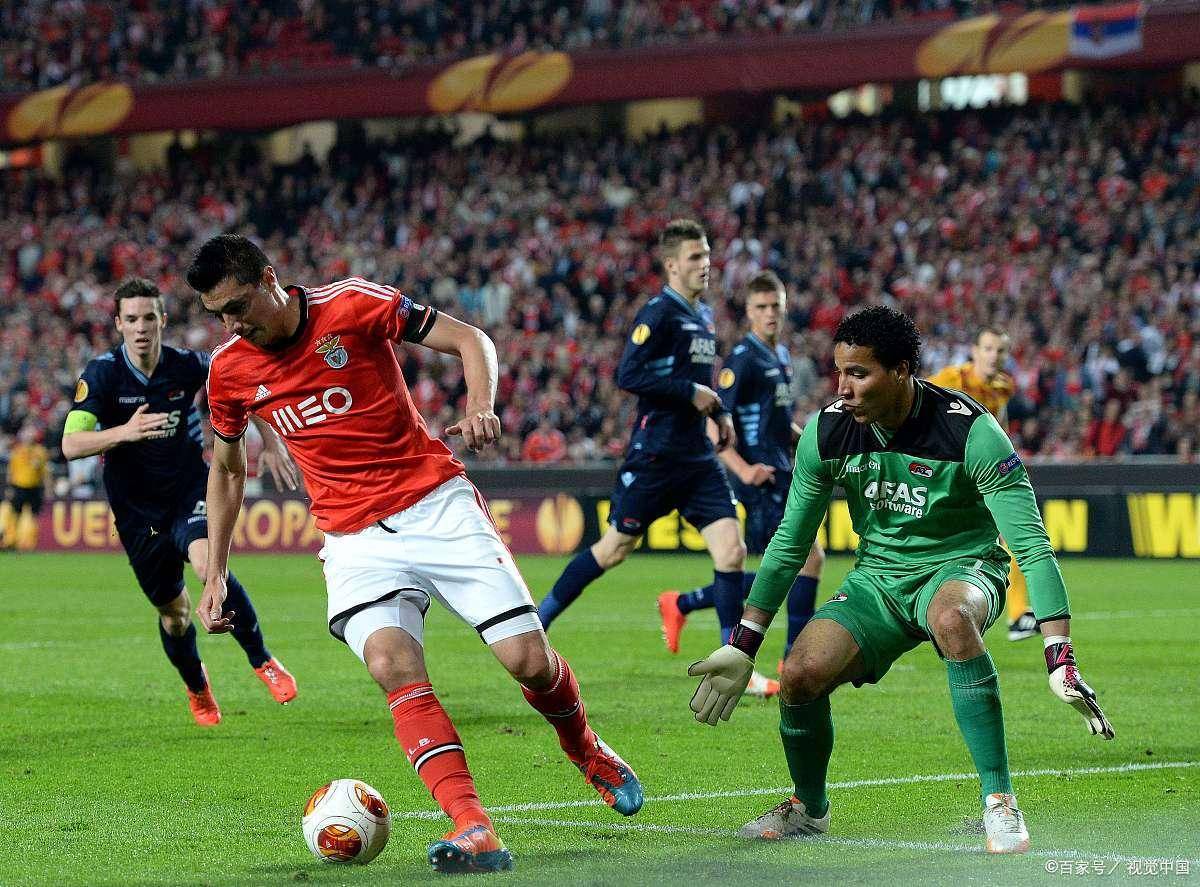 关于今晚荷甲焦点战，本菲卡再遭质疑，媒体盛赞，细节决定成败的信息