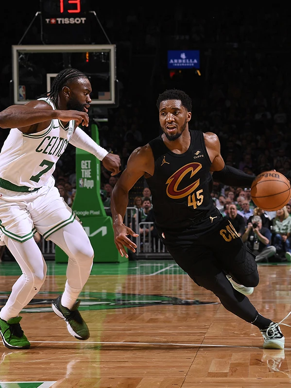 包含转折点!波士顿凯尔特人豪取连胜,NBA常规赛赛后攻防权衡,态度坚定,控场能力受关注的词条 包含转折点!波士顿凯尔特人豪取连胜,NBA常规赛赛后攻防权衡,态度坚定,控场能力受关注的词条