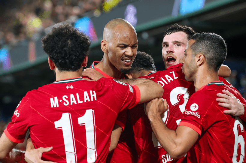 包含阿贾克斯训练开放日，赛前更衣室发声引欢呼，英超在即，医务组通报恢复的词条