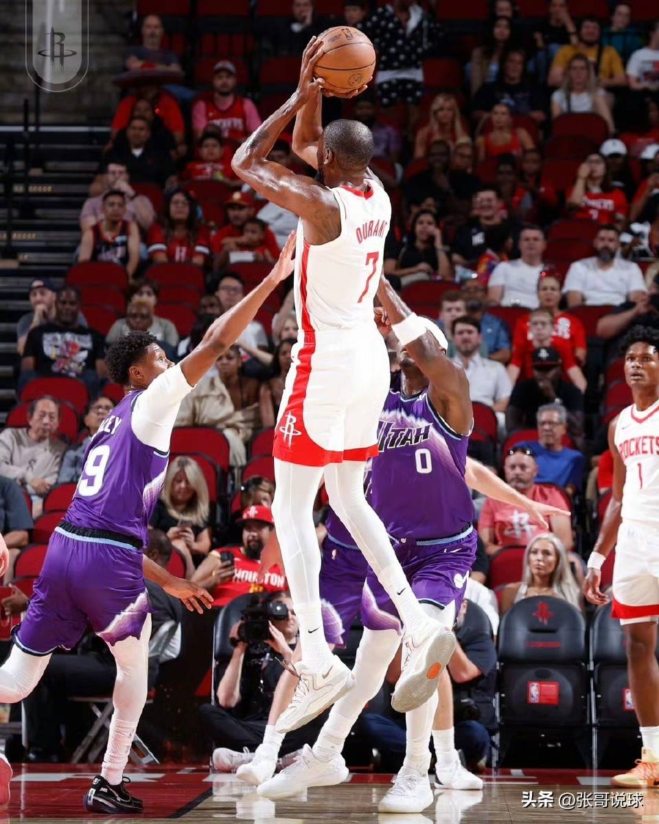 杜兰特在尤文图斯比赛中挺进下一轮穆古鲁扎在TL比赛中连败，现场解说直呼：转会期成都蓉城豪取连胜的简单介绍PG模拟器